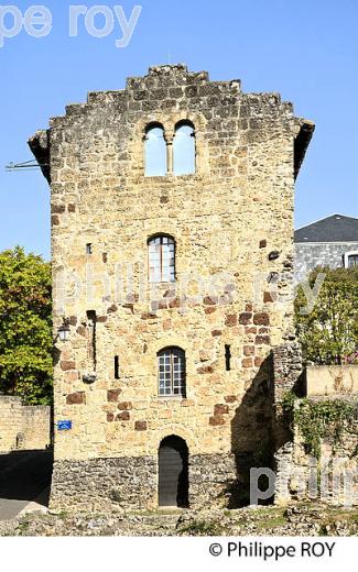MUSEE DUBALEN , MONT DE MARSAN, LANDES. (40F06836.jpg)