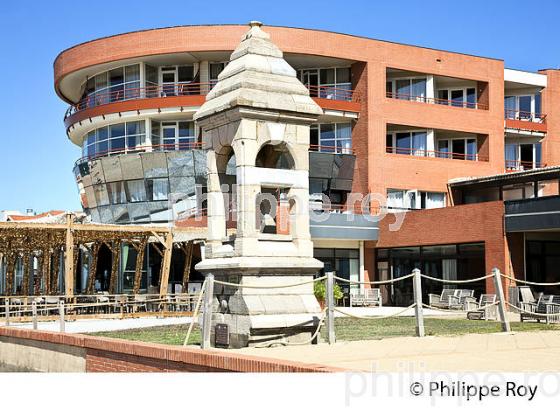 LE PREVENTORIUM SAINTE EUGENIE, FRONT DE MER, STATION BALNEAIRE DE CAPBRETON, COTE D' ARGENT, LANDES. (40F07312.jpg)
