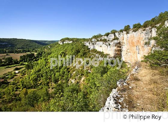 VALLEE DU CELE ET LE CAUSSE DOMINANT LE VILLAGE DE MARCILHAC SUR CELE , VALLEE DU CELE, QUERCY, LOT. (46F01434.jpg)