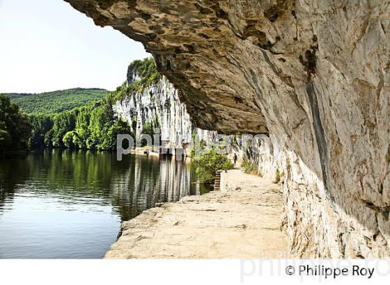 CHEMIN DE HALAGE   ET FALAISE, RANDONNEE PEDESTRE,  COMMUNE  DE BOUZIES, VALLEE DU LOT, QUERCY, LOT. (46F02523.jpg)