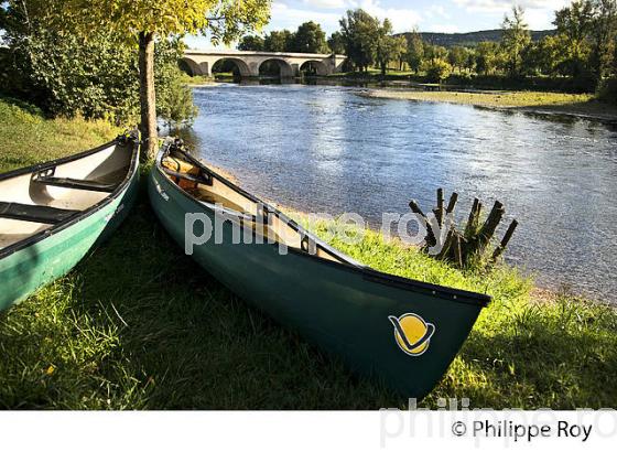 CANOE  SUR LA DORDOGNE, VILLE DE   SOUILLAC , QUERCY, LOT. (46F03330.jpg)