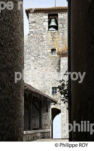 VILLAGE FORTIFIE DE PUJOLS, LOT ET GARONNE. (47F01210.jpg)