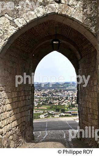VILLAGE FORTIFIE DE PUJOLS, LOT ET GARONNE. (47F01211.jpg)
