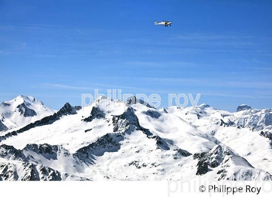 LA CHAINE DES PYRENEES ,  DEPUIS L' OBSERVATOIRE DU PIC DU MIDI DE BIGORRE. (65F01636.jpg)