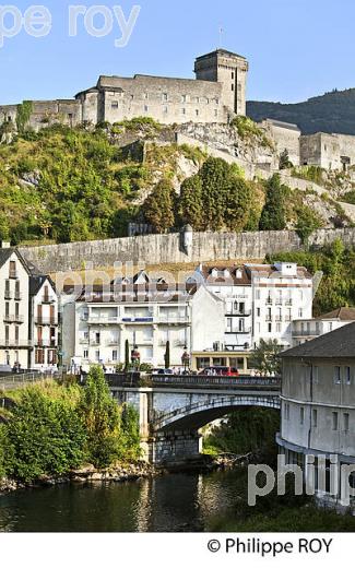 LE CHATEAU MEDIEVAL , MUSEE PYRENEEN,   VILLE DE  LOURDES, BIGORRE, HAUTES-PYRENEES. (65F03240.jpg)