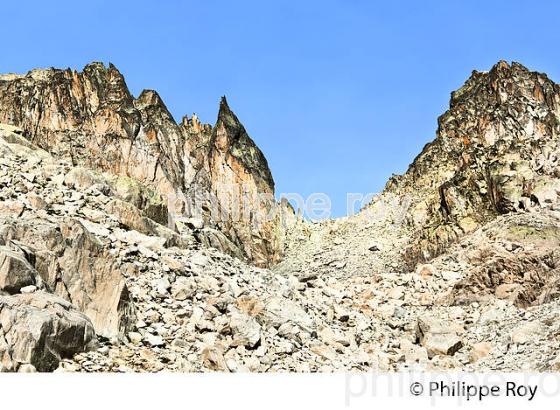 ASCENSION DU PIC DU NEOUVIELLE, VALLEE D' AURE,  HAUTES-PYRENEES. (65F04703.jpg)