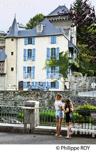 LE VILLAGE D' ARREAU,  VALLEE D' AURE, HAUTES-PYRENEES. (65F06540.jpg)