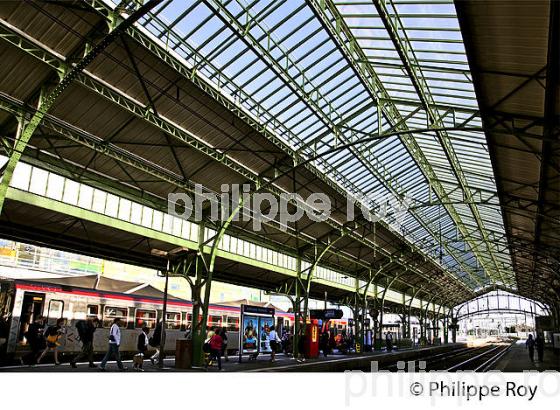 EL CENTRE DEL MON, GARE SNCF , SALVADOR DALI,  VILLE DE PERPIGNAN, ROUSSILLON, CATALOGNE. (66F00224.jpg)