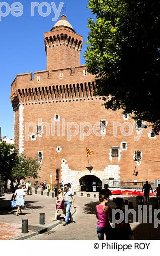 LE CASTILLET, QUARTIER SAINT-JEAN, VILLE DE  PERPIGNAN, ROUSSILLON, CATALOGNE. (66F00308.jpg)
