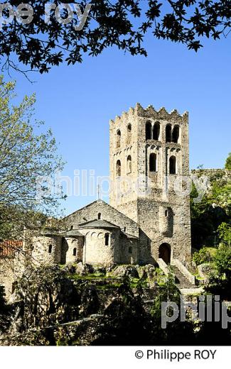 ABBAYE BENEDICTINE  SAINT MARTIN DU CANIGOU, CONFLENT, ROUSSILLON, CATALOGNE, OCCITANIE. (66F00818.jpg)