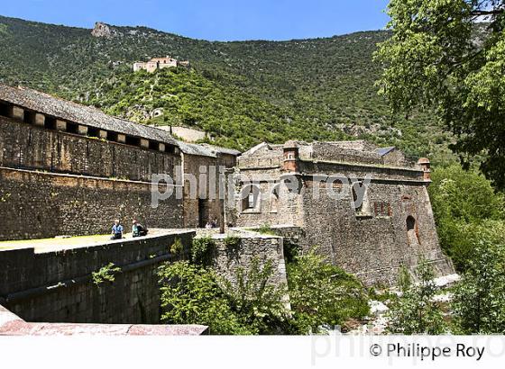 VILLAGE FORTIFIE DE VILLEFRANCHE DE CONFLENT, VALLEE DE LA TET, CONFLENT, ROUSSILLON, (66F01031.jpg)
