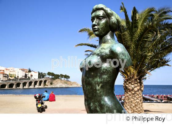 SCULPTURE DE MAILLOL, FRONT DE MER,BANYULS-SUR-MER,   COTE VERMEILLE, ROUSSILLON, CATALOGNE. (66F02038.jpg)