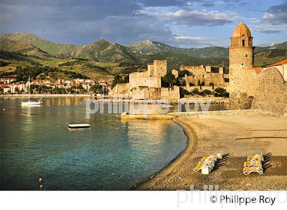 LE VILLAGE FORTIFIE  DE COLLIOURE,  ET LA COTE VERMEILLE, ROUSSILLON, CATALOGNE. (66F02727.jpg)