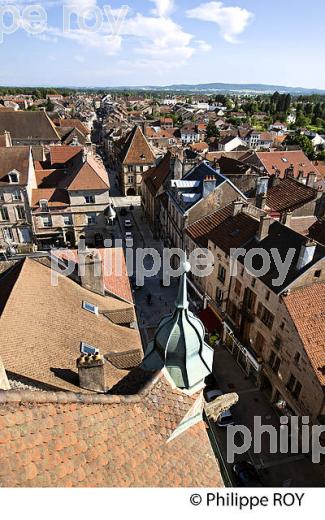 VILLE DE LUXEUIL-LES-BAINS, FRANCHE-COMTE, FRANCE (70F00717.jpg)