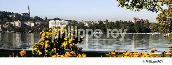 VILLE ET RIVES DU LAC D'ANNECY, HAUTE-SAVOIE, FRANCE (74F01421.jpg)