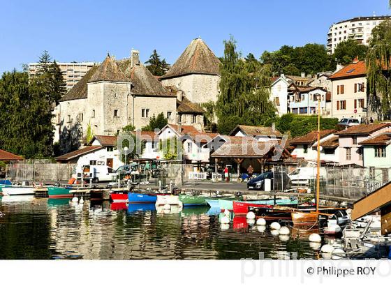 PORT, LAC ET CHATEAU DE RIVES, THONON, HAUTE-SAVOIE, FRANCE (74F02338.jpg)