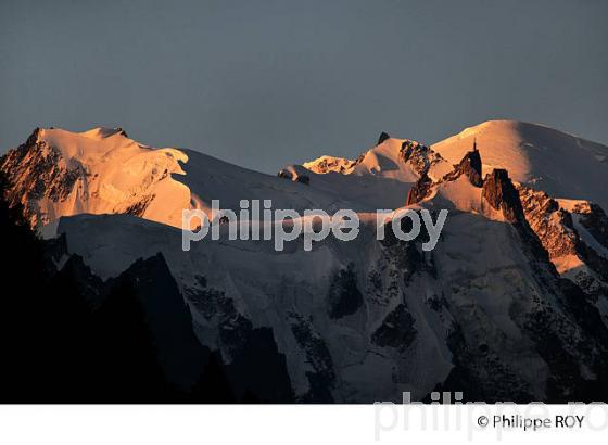 AIGUILLE DU MIDI ET MONT-BLANC, HAUTE-SAVOIE, FRANCE (74F02927.jpg)
