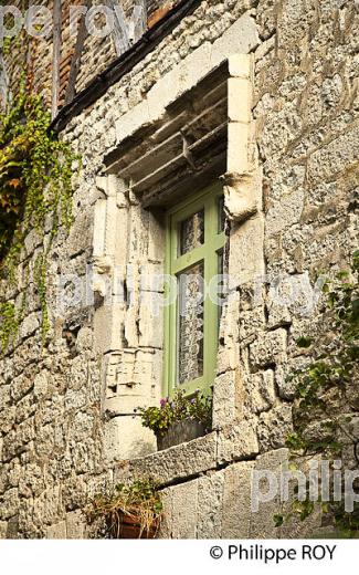 LE  VILLAGE FORTIFIE DE MONTPEZAT-DE-QUERCY, QUERCY BLANC,TARN-ET-GARONNE. (82F02024.jpg)