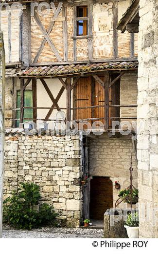 LE  VILLAGE FORTIFIE DE MONTPEZAT-DE-QUERCY, QUERCY BLANC,TARN-ET-GARONNE. (82F02028.jpg)