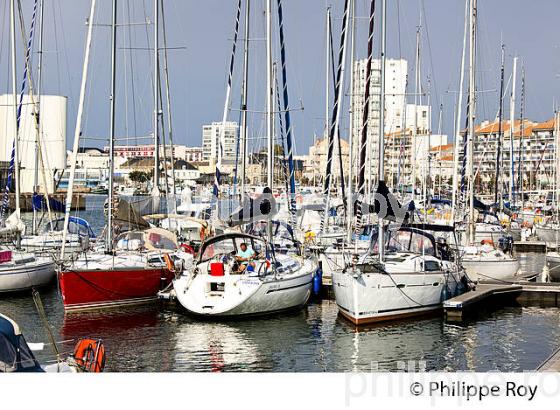 LES SABLES-D'OLONNE, VENDEE, FRANCE (85F05323.jpg)