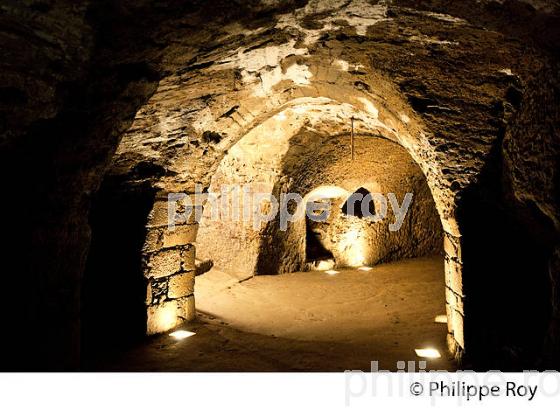 SOUTERRAIN,  DE LA REGLE , ABBAYE DE LA REGLE, LIMOGES, HAUTE-VIENNE. (87F01726.jpg)