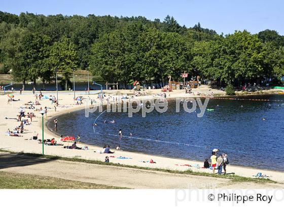 PLAGE  DE AUPHELLE, LAC DE VASSIVIERE, LIMOUSIN. (87F02312.jpg)