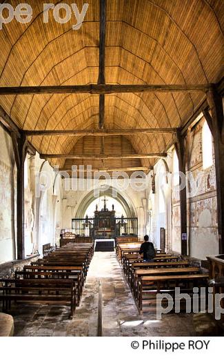 EGLISE DE MOUTIERS EN PUISAYE, LA PUISAYE , YONNE, BOURGOGNE. (89F01821.jpg)