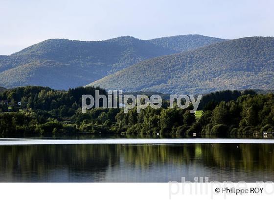 LAC DE MALSAUCY, MASSIF DES VOSGES, FRANCE (90F00602.jpg)