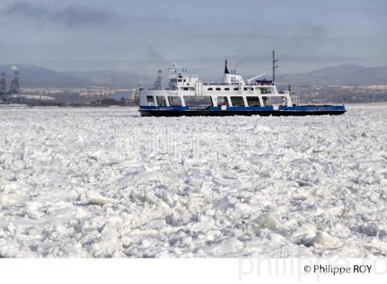LE FLEUVE SAINT LAURENT EN HIVER (CA002019.jpg)