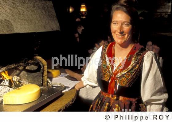 Costume traditionnel - Suisse (CH000724.jpg)