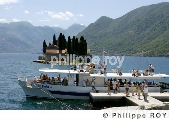 Monastre de Gospa od Skrpjela - Montenegro (YU000529.jpg)