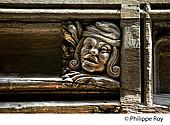 21F03430.jpg