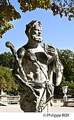 30F01318.jpg