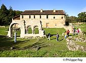 31F04139.jpg