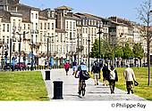 33F24840.jpg