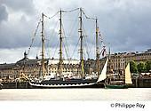 33F34112.jpg
