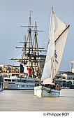 33F34411.jpg