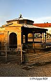 70F00237.jpg