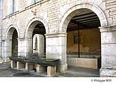 70F00327.jpg