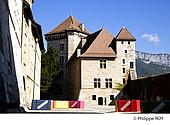 74F00940.jpg