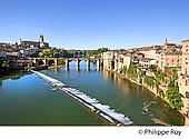 81F03222.jpg
