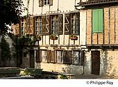 82F02004.jpg