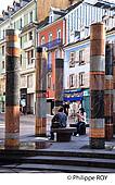 90F00330.jpg